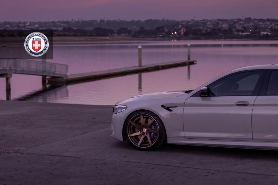 Детали экстерьера BMW M5 on HRE Wheels (RS308) 2019 года  (фото 11 из 12)